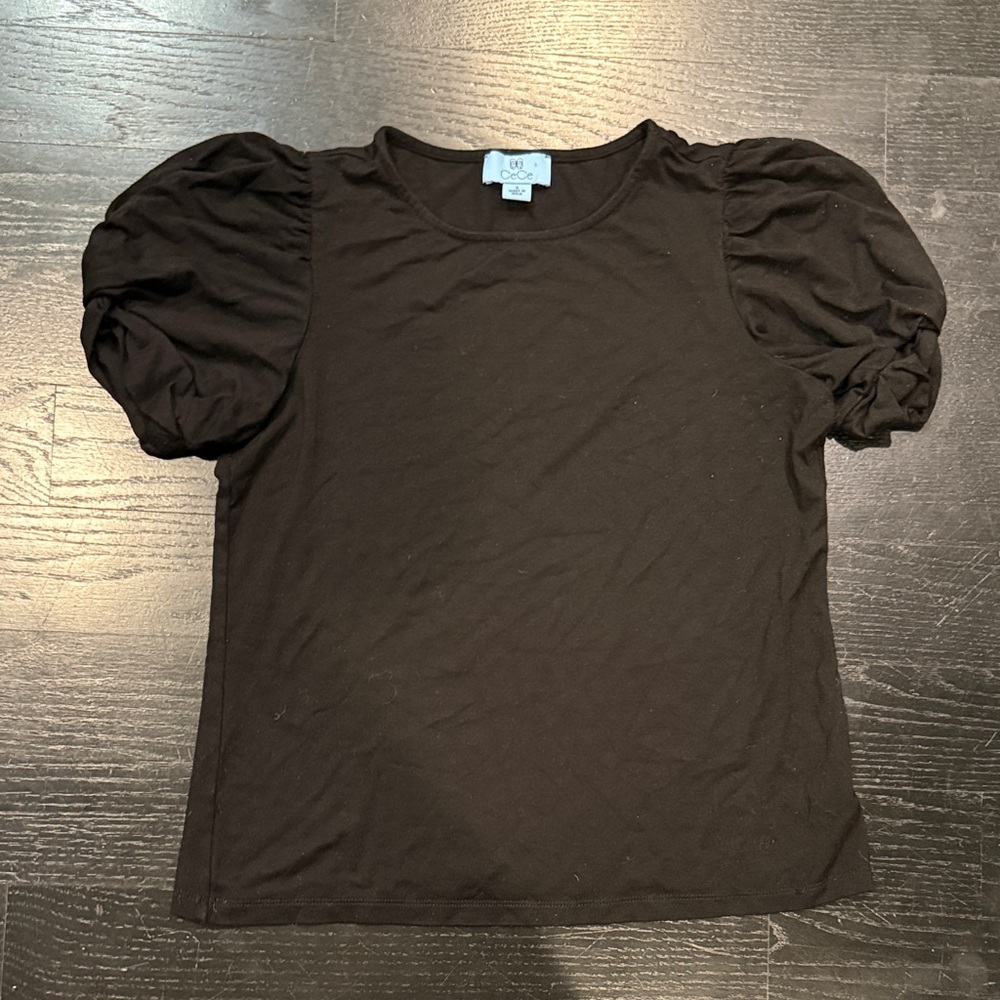 Love Tree Black Puff Sleeve Tee